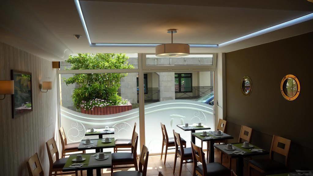 Brit Hotel Des Halles Конкарно Екстериор снимка